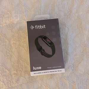 fitbit luxe